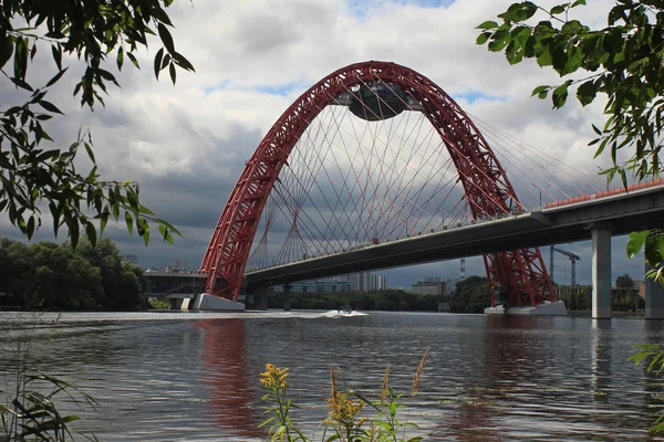 Cidade Moscou Nome Ponte Pitoresco Ponte Vermelha Forma Uma Aranha — Fotografia de Stock