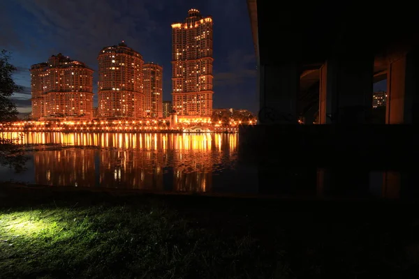 Moscow City Night Long Exposure Photo River Alye Parusa Residential — Stock Photo, Image