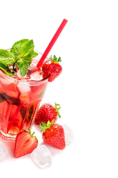 Fruchtcocktail Erdbeermor Cocktail Aus Erdbeere Und Minze Erdbeeren Minze Glas — Stockfoto