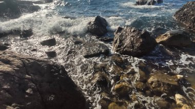 Karadeniz 'in güçlü dalgaları, Foros