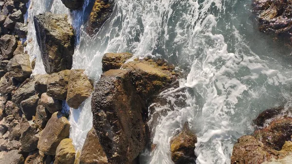 Karadeniz 'in güçlü dalgaları, Foros
