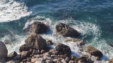 Karadeniz 'in güçlü dalgaları, Foros