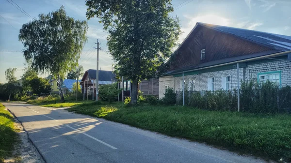 Casas Pueblo Sol Antes Del Amanecer Rusia Chkalovsk — Foto de Stock