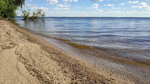 Czysta Plaża Żwirowa Morzu Gorkim Czkalovsk Rosja — Zdjęcie stockowe