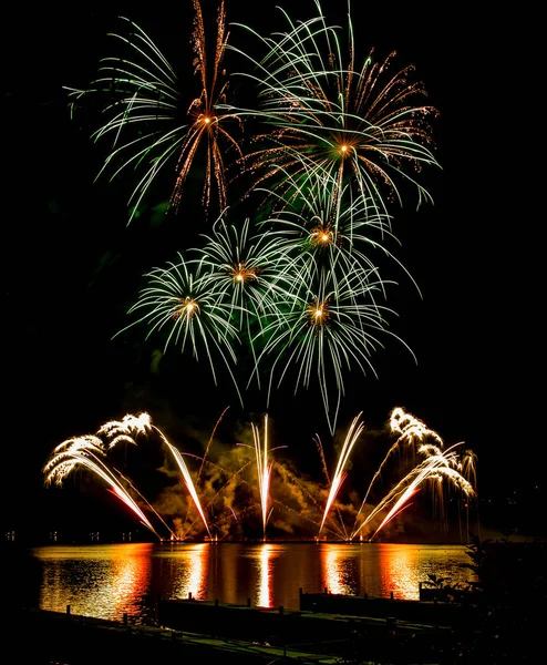 Fireworks Water Surface — Stock Photo, Image