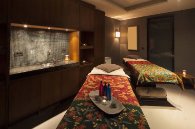 oryantal masaj için iki kişilik oda iç