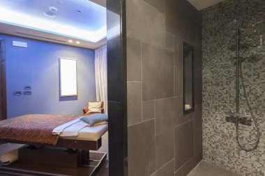 oryantal masaj duşlu oda iç