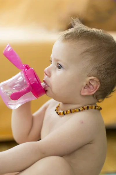 Baby Toddler Wearing Amber Teeth Pain Relief Neckless — Stock Photo, Image