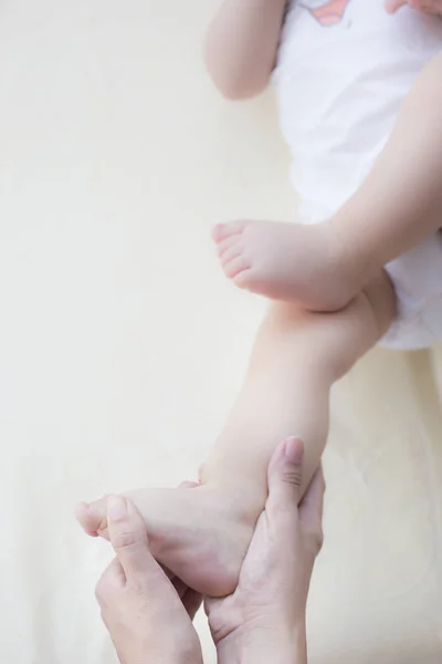 Baby Foot Exercise Close — Stock Photo, Image