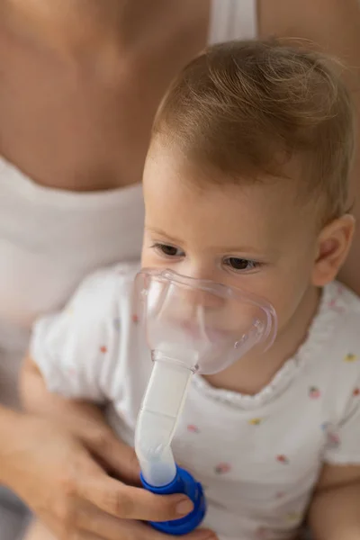 Baby Taking Respiratory Inhalation Therapy Mother Holding Mask Nebuliser — Stock Photo, Image