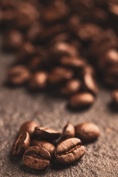 Afgezwakt beeld van caffe beans .close up Stockafbeelding