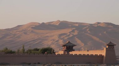Çin tarihi mimarisi, Gansu Eyaleti, gündoğumu, Çin kale