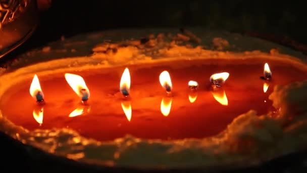 Velas Sagradas Monasterio Budista — Vídeos de Stock