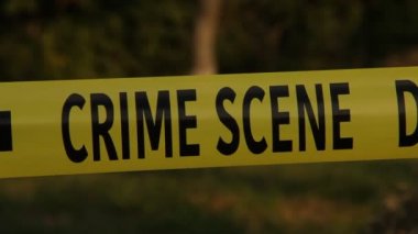 Çapraz değil polis suç sahne teyp closeup, açık havada teyp