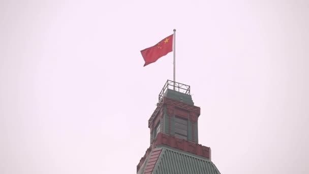 Kinesisk Flagga Toppen Tornet Shanghai Bund — Stockvideo