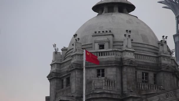 Chinese Rode Vlag Bij Shanghai Pudong — Stockvideo