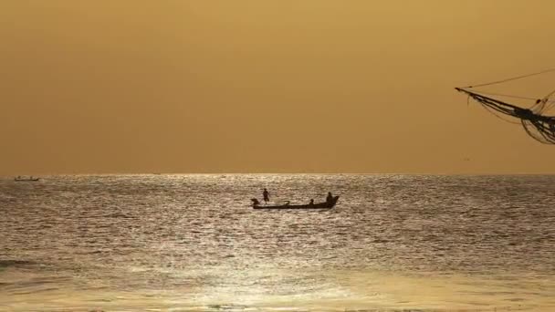 Vízibicikli Óceáni Halászathoz Silhouette — Stock videók
