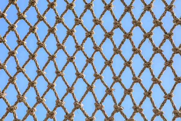 NET ile deniz mili, göl kenarında, File ip