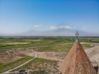 Efsanevi Manastır Khor Virap 'in kuş bakışı hava görüntüsü