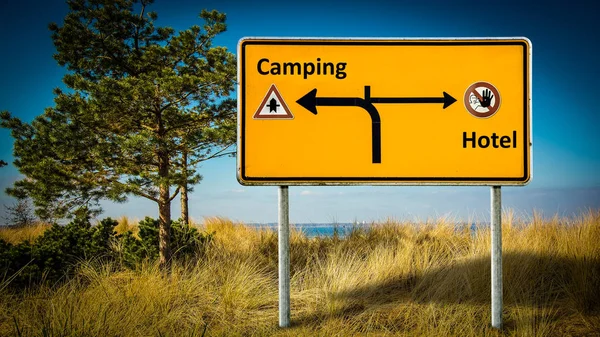 キャンプに道路標識 — ストック写真