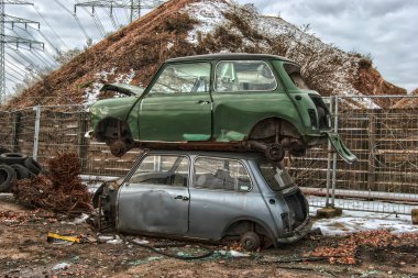 Eski metal Scrapyard üzerinde
