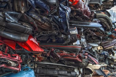 Eski metal Scrapyard üzerinde