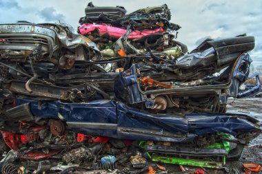 Eski metal Scrapyard üzerinde