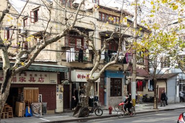 Şangay Sokaklarında Yaşam Sahnesi