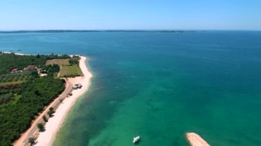 Hırvatistan Sahili'nin Havadan Görünümü 0f