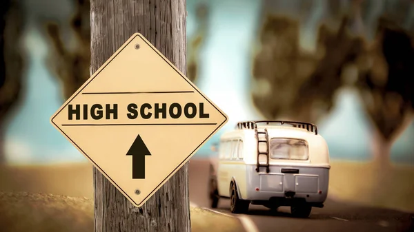 高校に道路標識 — ストック写真