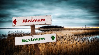 Sokak tabelası maksimum Minimum karşı