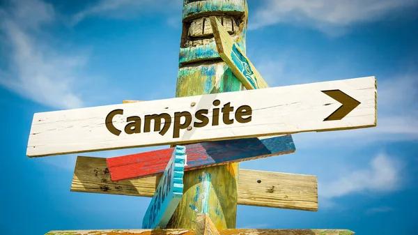 Straßenschild zum Campingplatz — Stockfoto