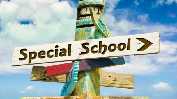 Straat Teken Weg Naar Speciale School — Stockvideo