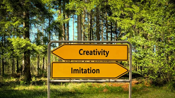 Straat teken creativiteit versus imitatie — Stockfoto