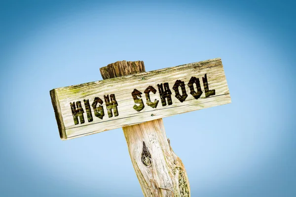 Street Sign to High School — Stock Photo, Image