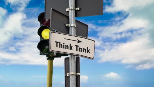 Straat Teken Weg Naar Think Tank — Stockvideo