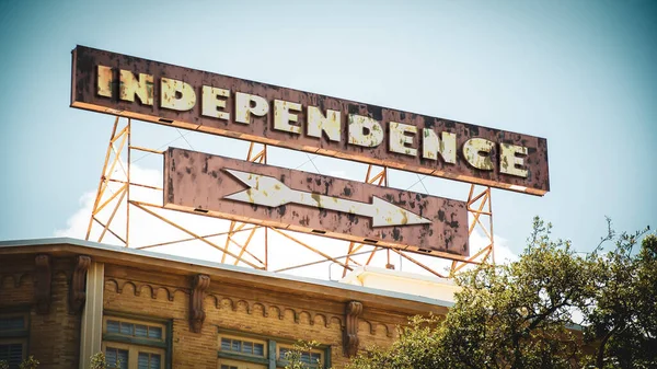 Señal de calle hacia la independencia — Foto de Stock