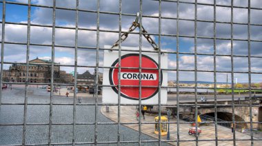 Sokak İşareti Virüse Karşı Karantina Yolu