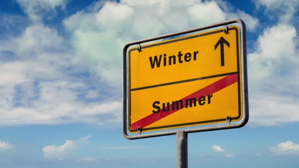 Rua Assine Caminho Para Verão Inverno — Vídeo de Stock