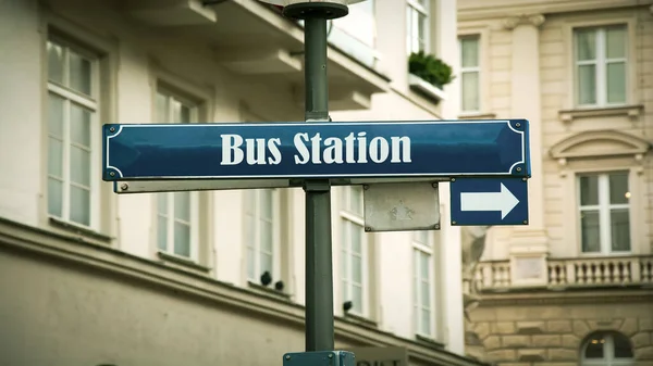 Gata Underteckna Riktningen Väg Till Bus Stationen — Stockfoto