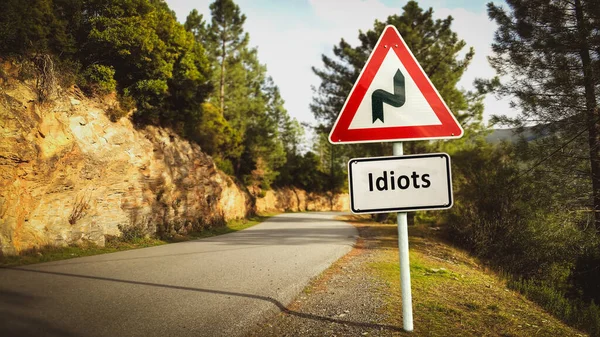 街路標識は 愚か者への方向への道 — ストック写真