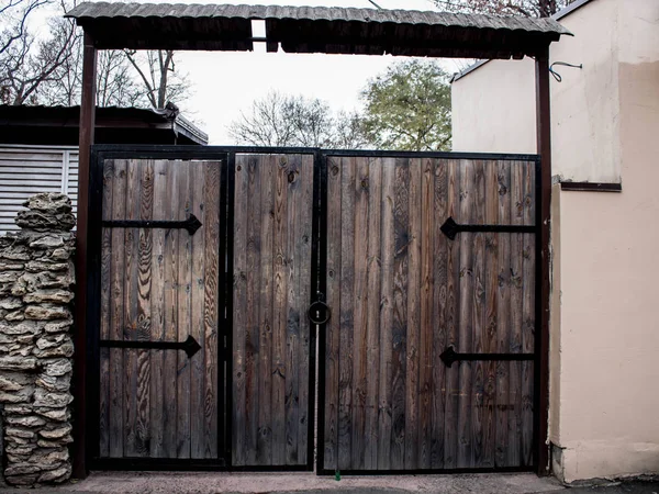 Eski kapılarını eski Cafe 