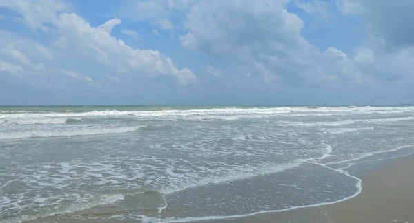 Красивые Морские Волны Пляже — стоковое фото