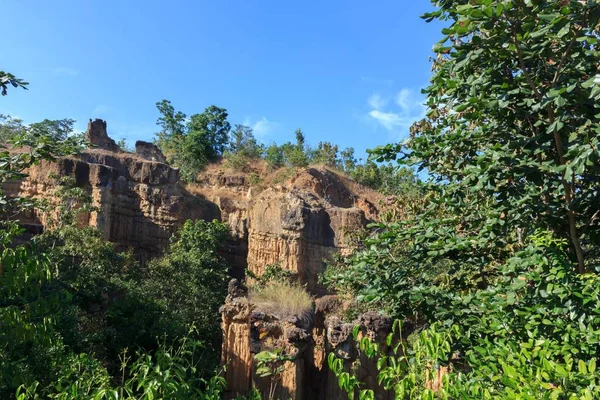 Hermoso Acantilado Roca —  Fotos de Stock