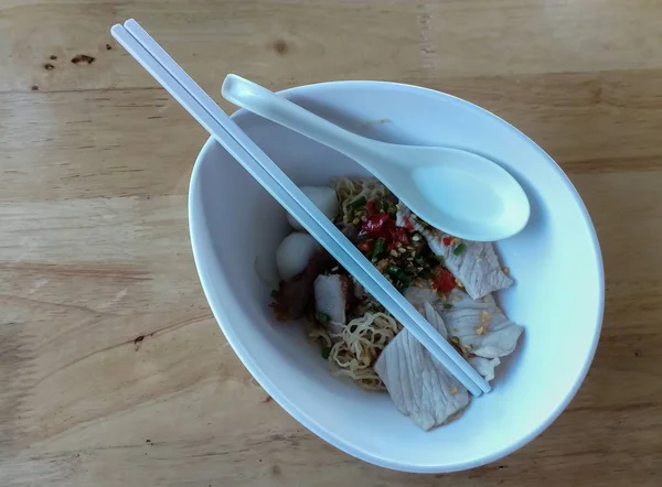 丼物の麺 — ストック写真