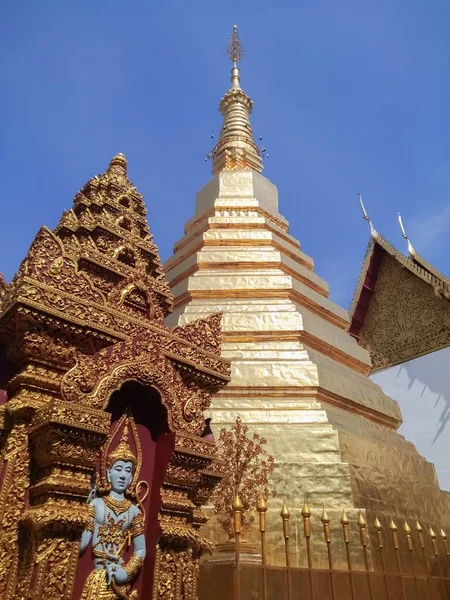 Thai Templomban Pagoda — Stock Fotó