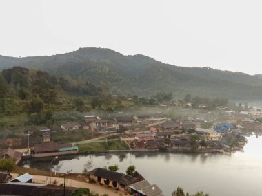 Bulut dağ köyü kaplı