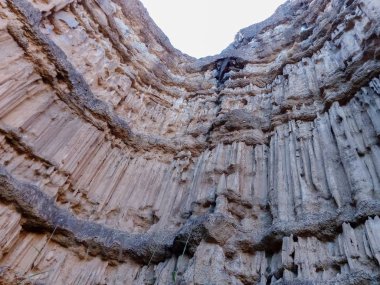 Bir güzel rock kayalıklarla