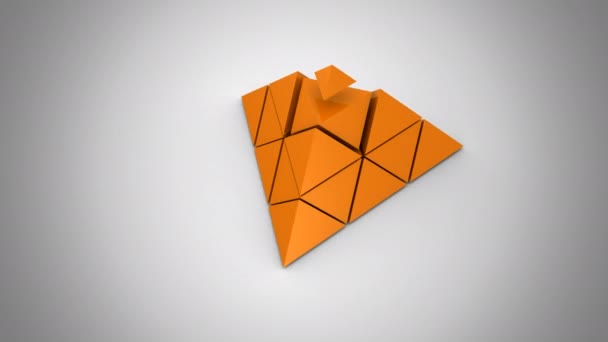 Sonsuz Piramit Gri Arkaplan Döngü Alfa Mat Animasyon — Stok video