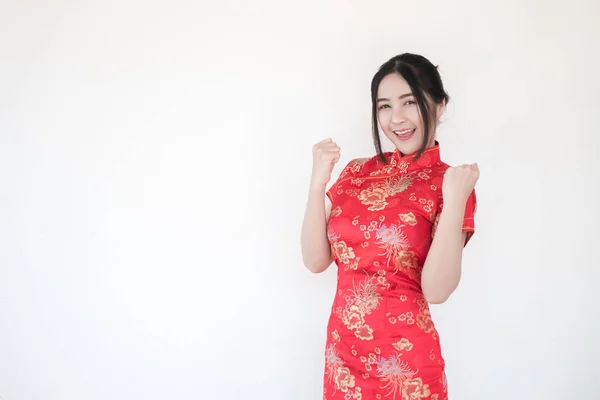 Capodanno Cinese Donne Asiatiche Nel Tradizionale Cheongsam Cinese Con Gesto — Foto Stock